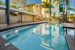Ocean Breeze Retreat: Kings Coastal Apartment